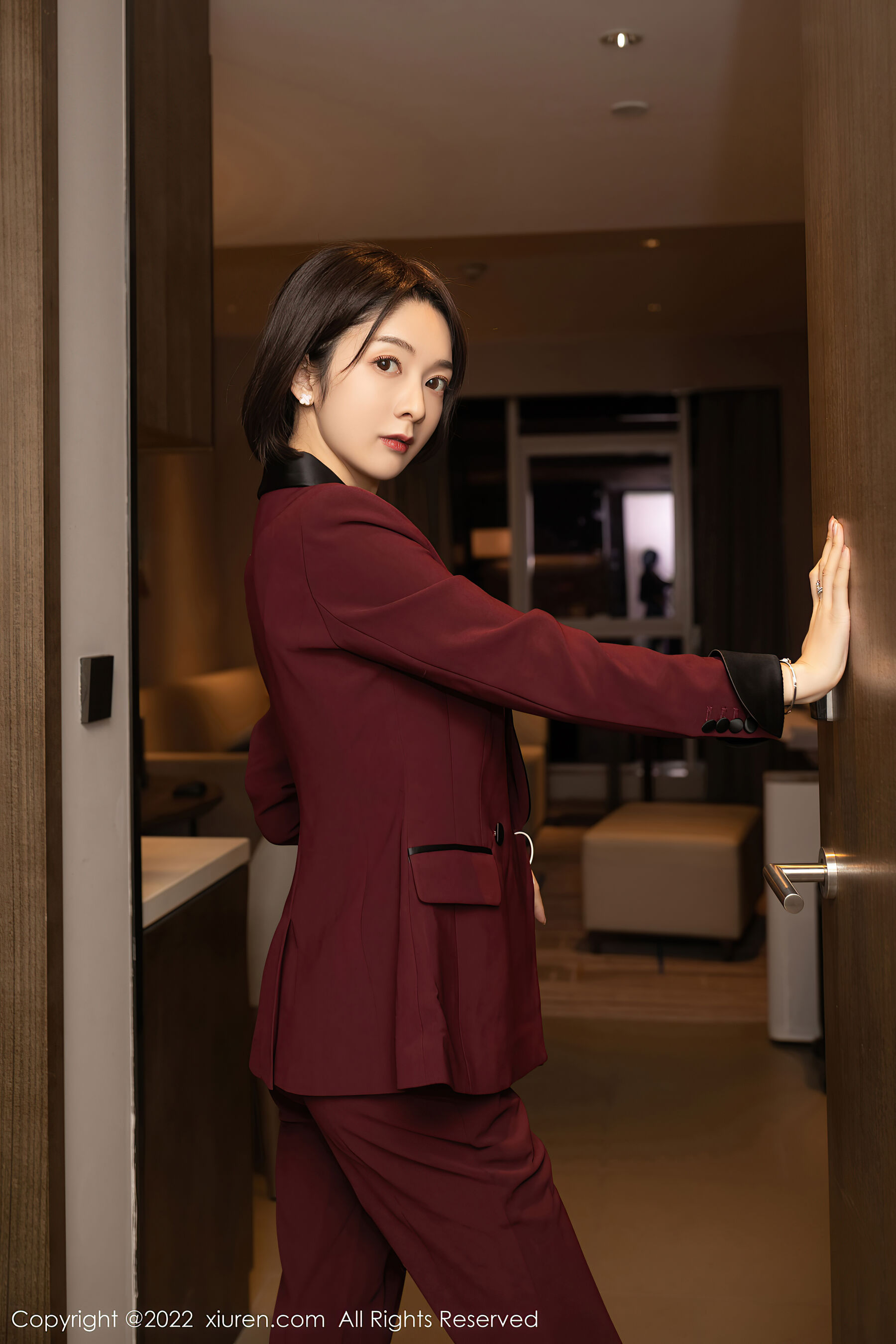 Vol. 05111 Angela00(73P) 2/73
