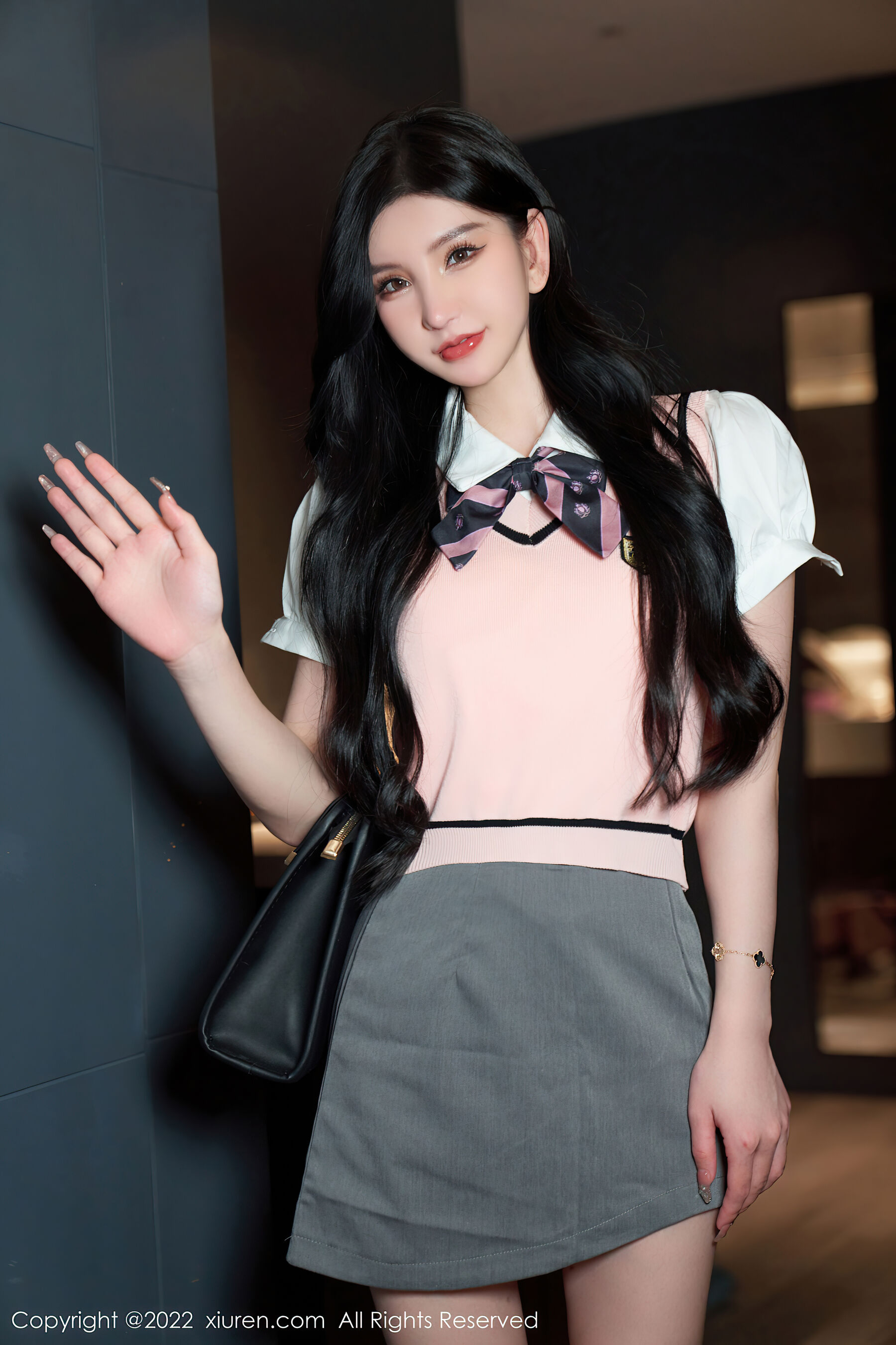 Vol. 05285 周于希Sally(87P) 5/87