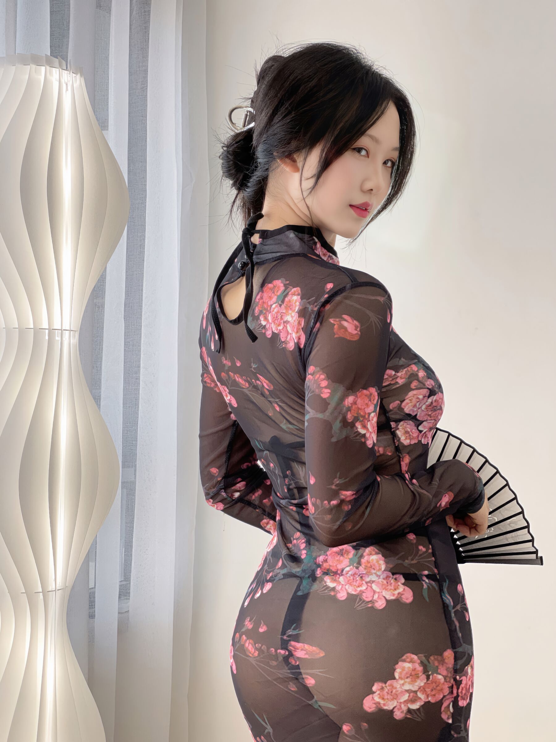 利世《情趣旗袍》(38P) 3/38