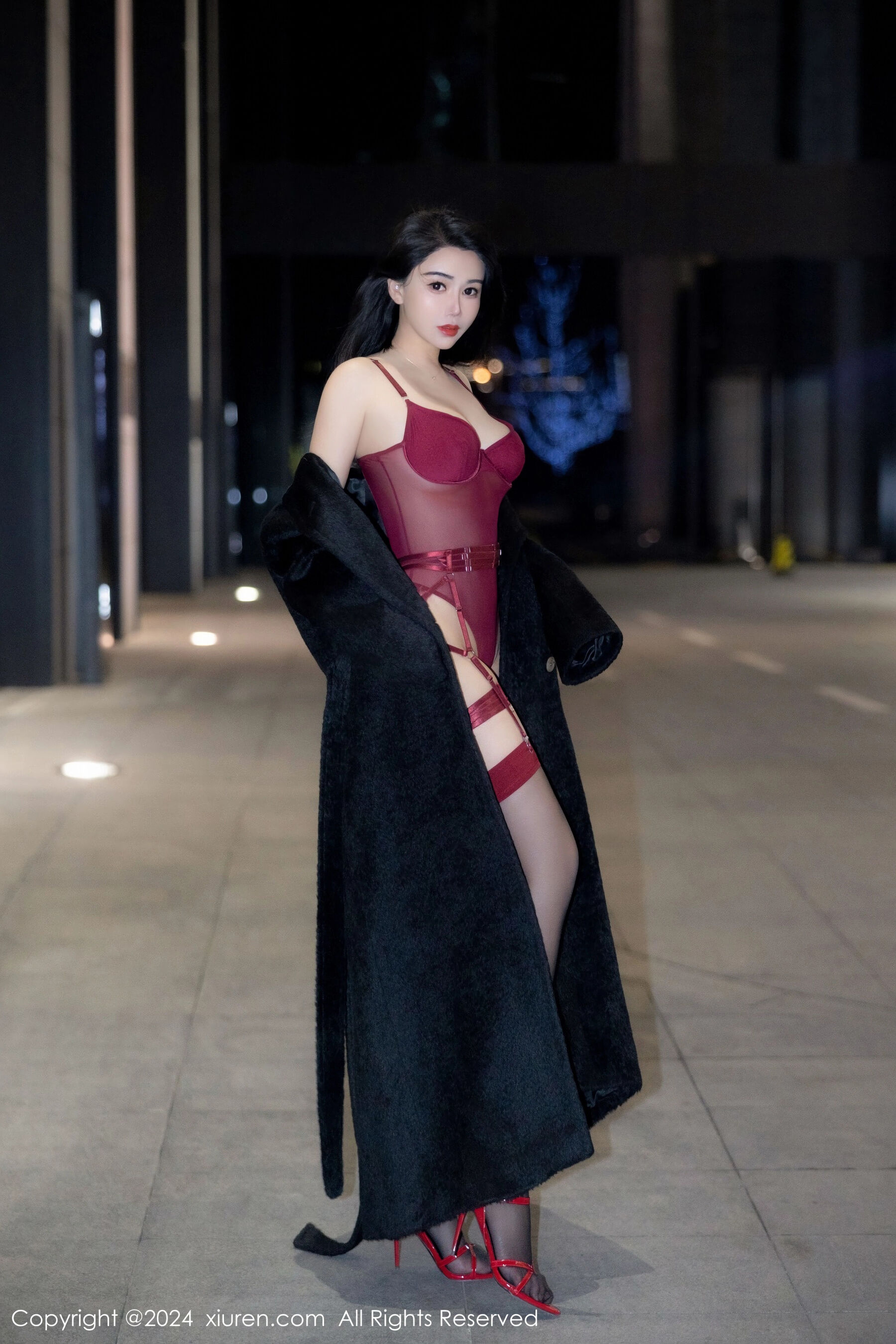 Vol. 08221 李若汐(86P) 4/86