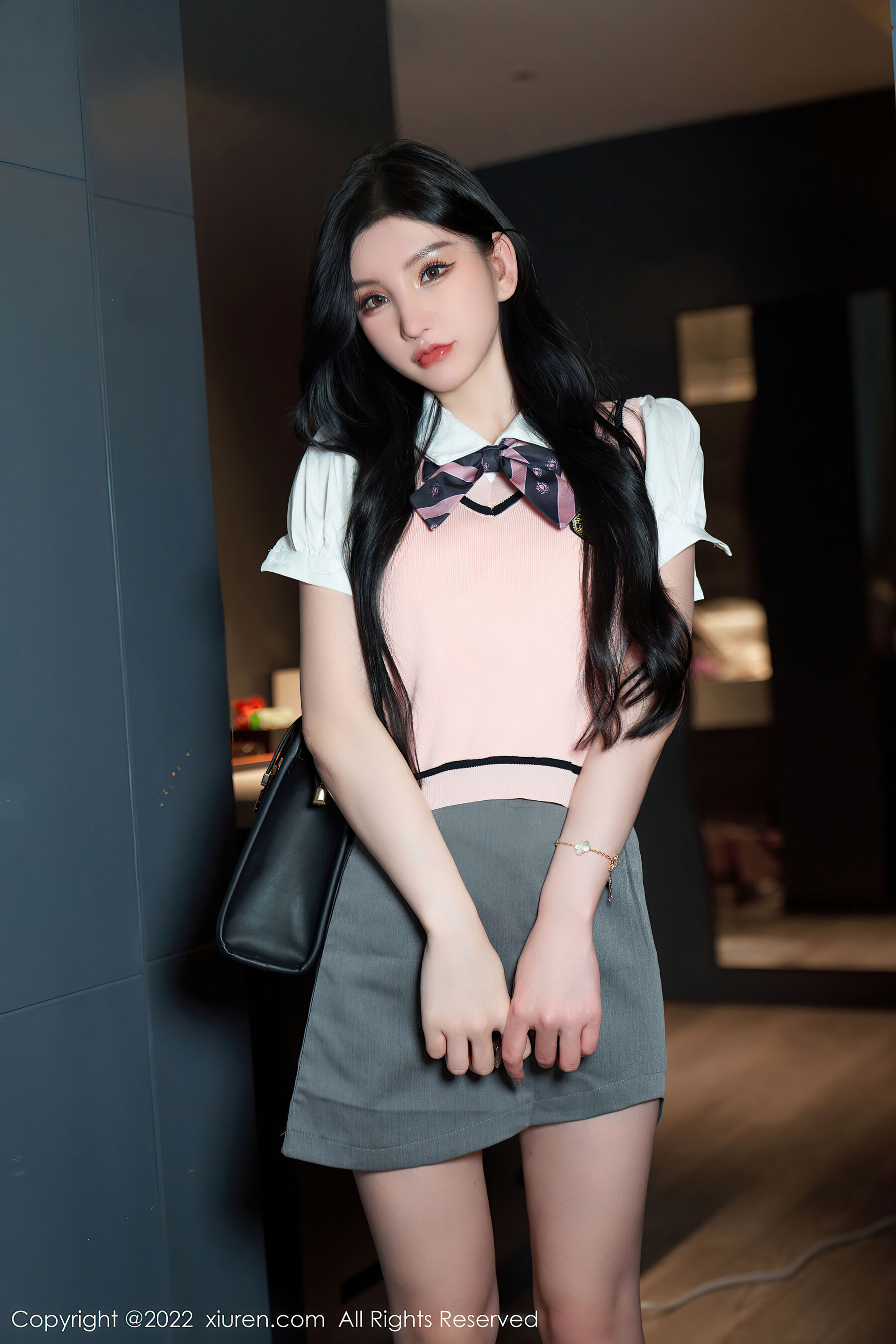 Vol. 05285 周于希Sally(87P) 6/87
