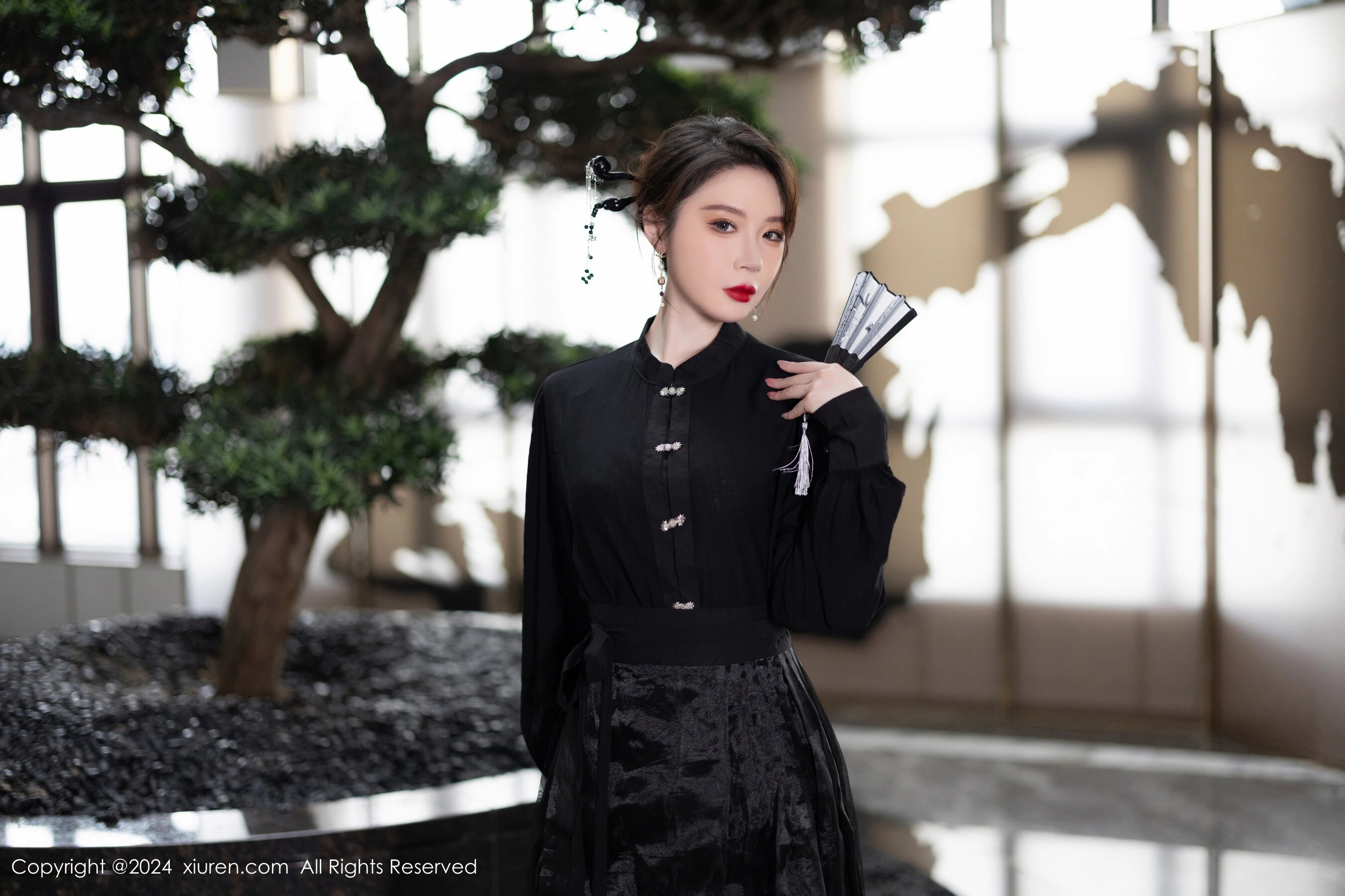 Vol. 08465 梦心玥(83P) 2/83