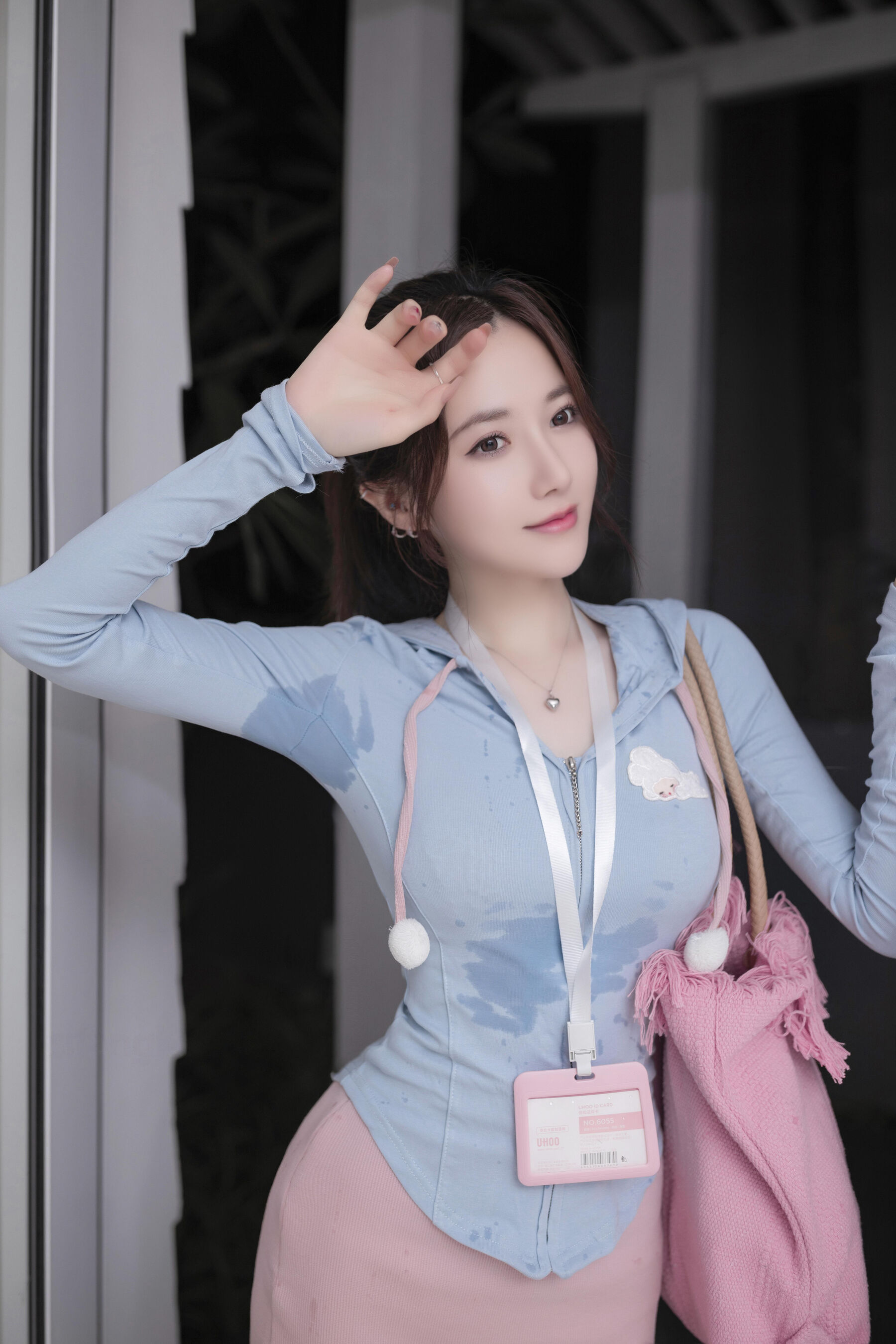 鱼子酱Fish《等下班的人》(130P) 2/130
