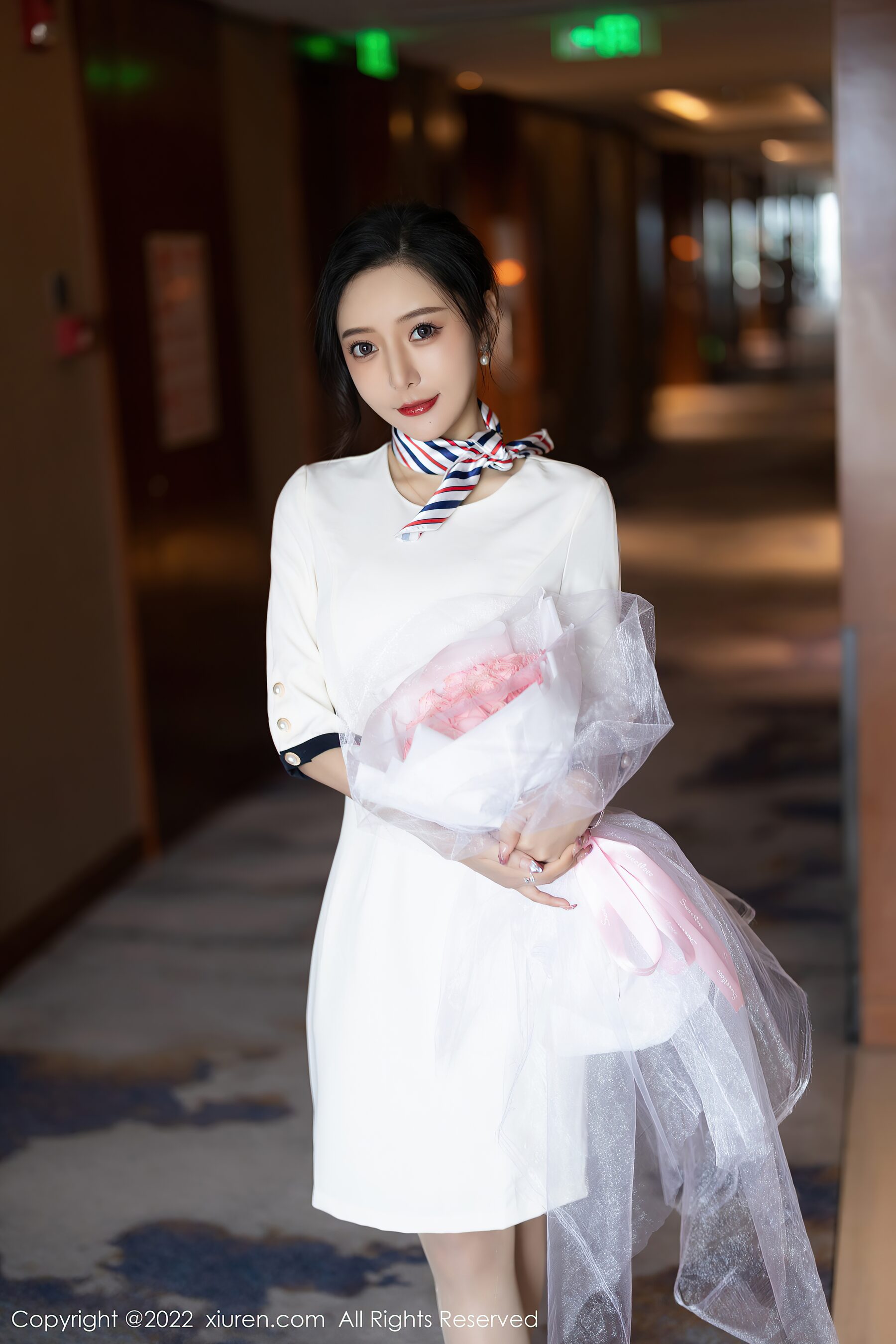 Vol. 04963 王馨瑶yanni(72P) 2/72
