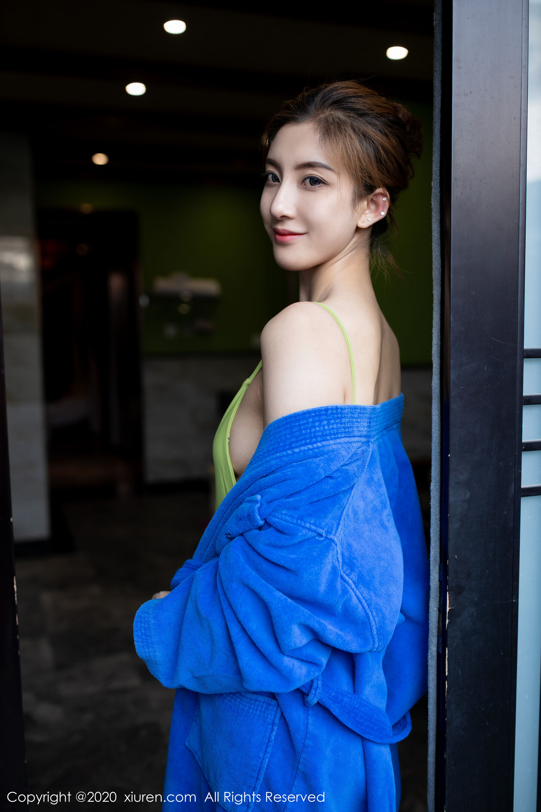 Vol. 02207 林文文yooki(57P) 2/57