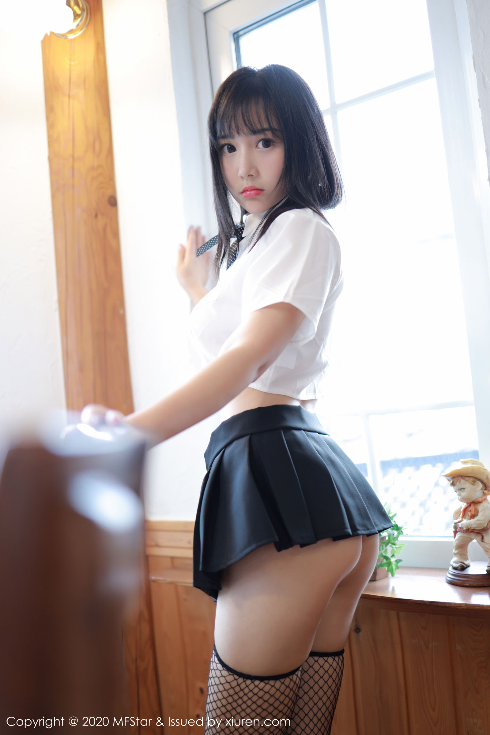 Vol. 0255 徐微微mia(53P) 4/53
