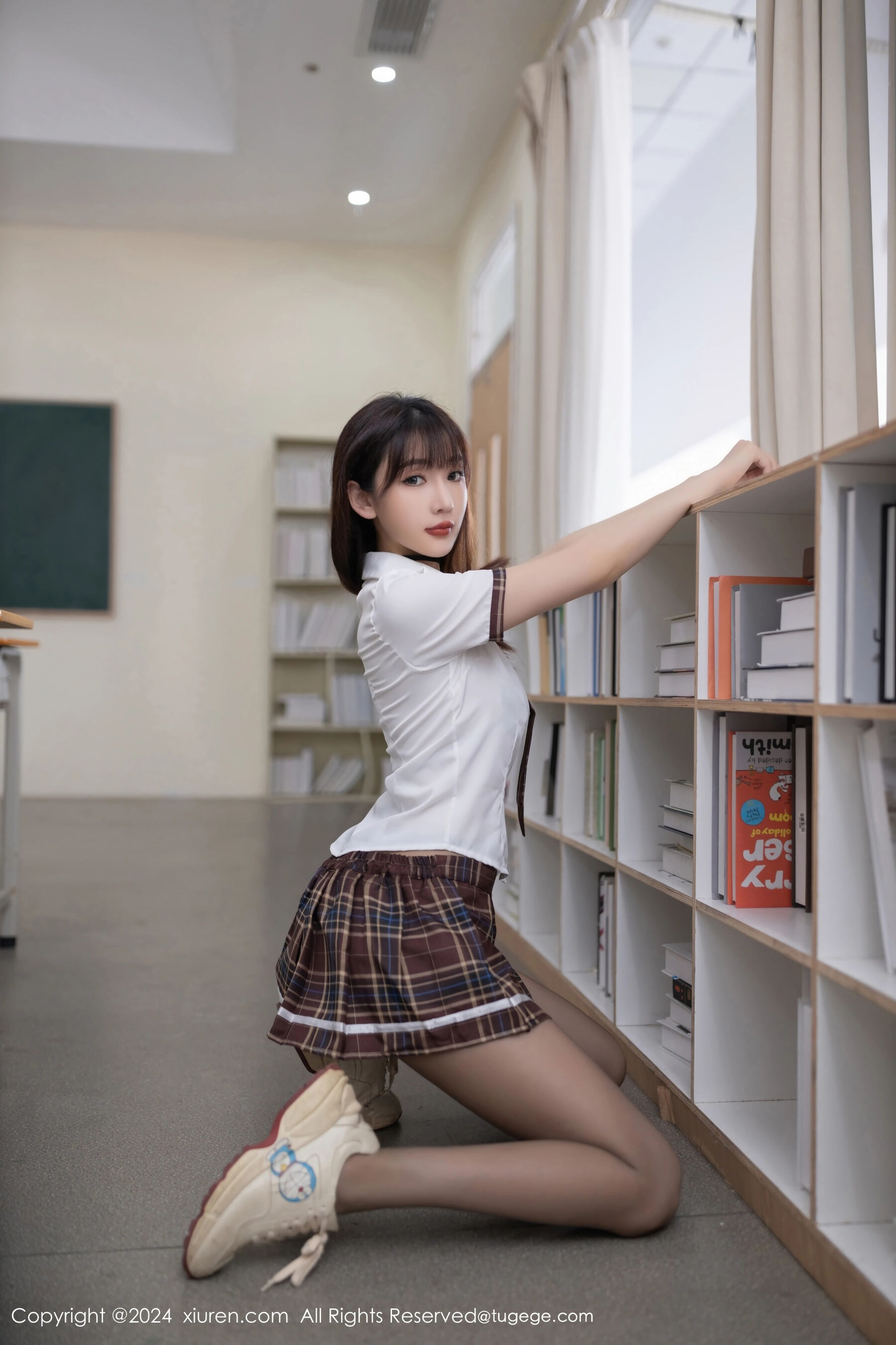 Vol. 08918 陆萱萱(81P) 2/81