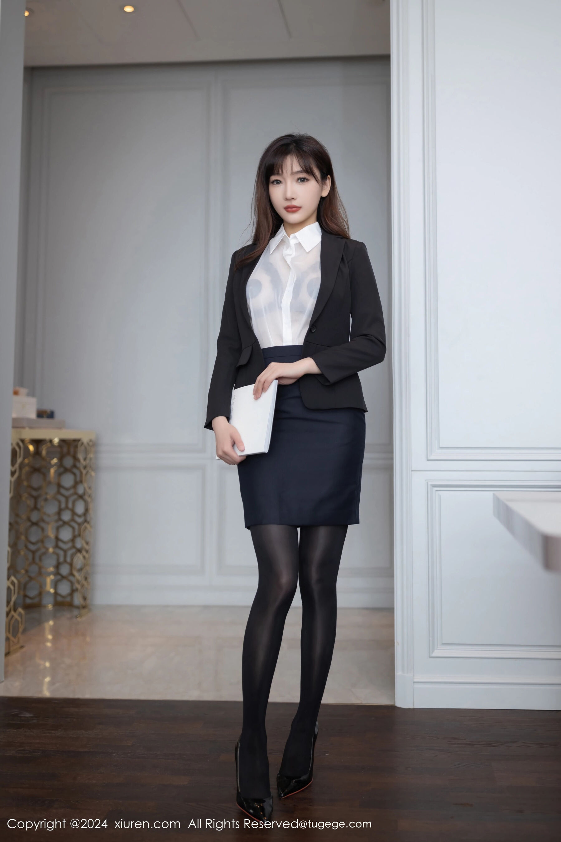 Vol. 08988 陆萱萱(81P) 2/81