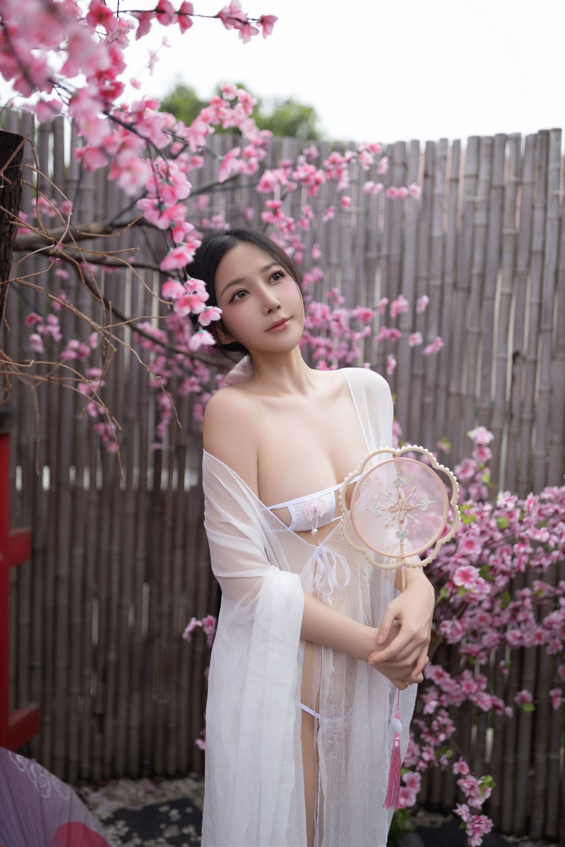 Vol. 8927 鱼子酱Fish《花想容》(120P) 3/120