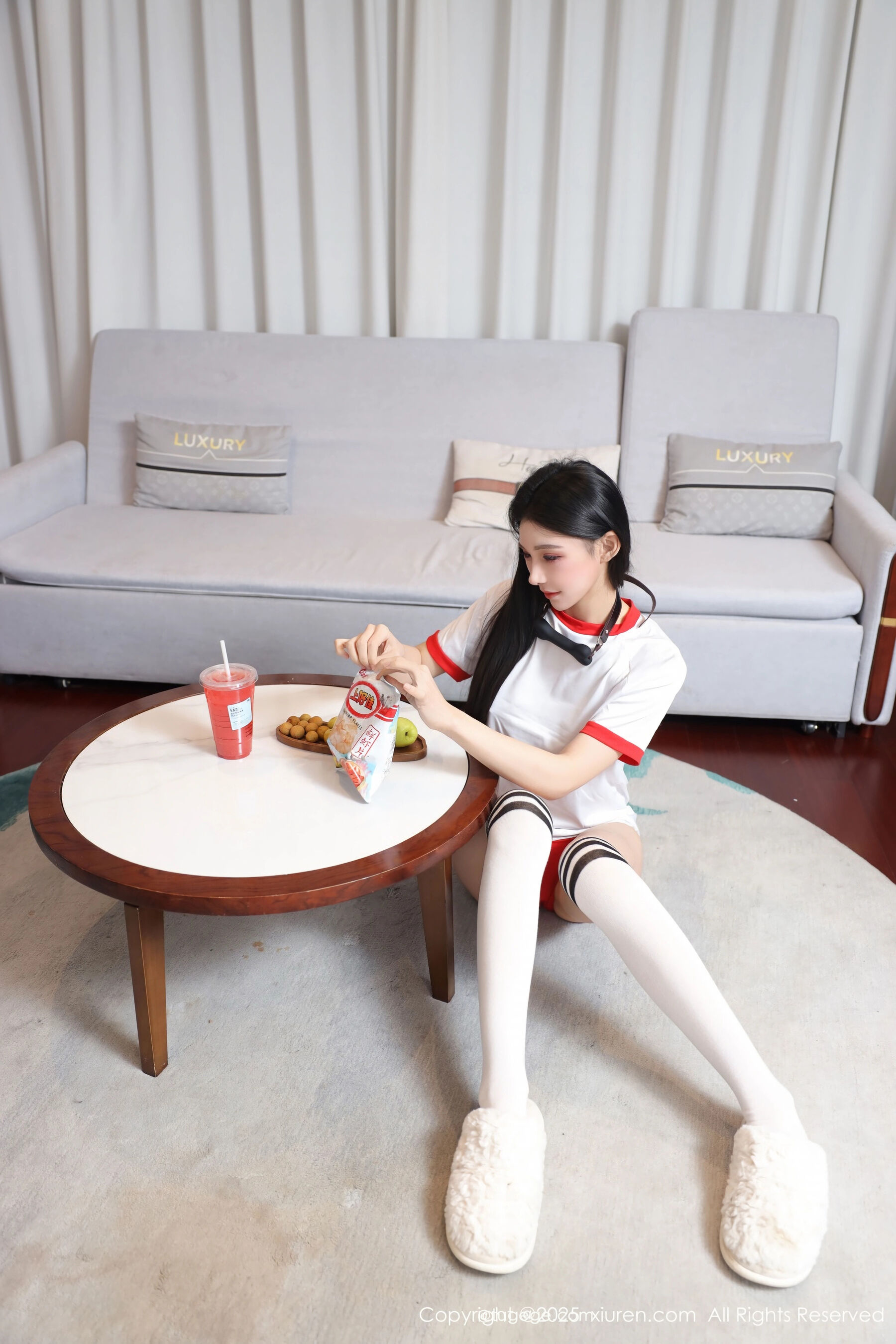 Vol. 11110 许微微呀(87P) 5/87
