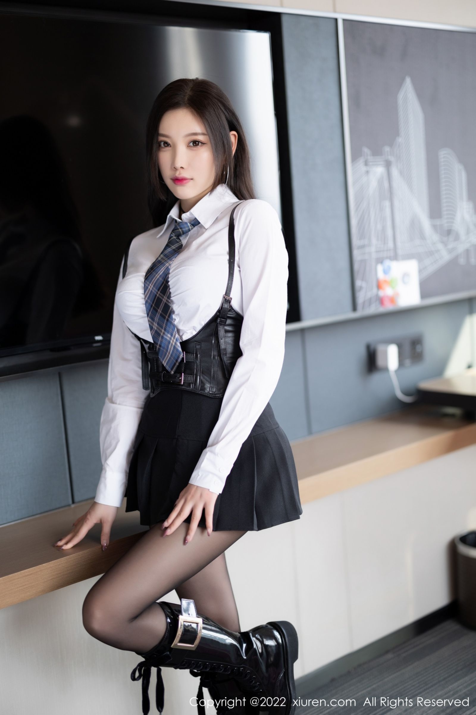 Vol. 04856 杨晨晨Yome(81P) 2/81