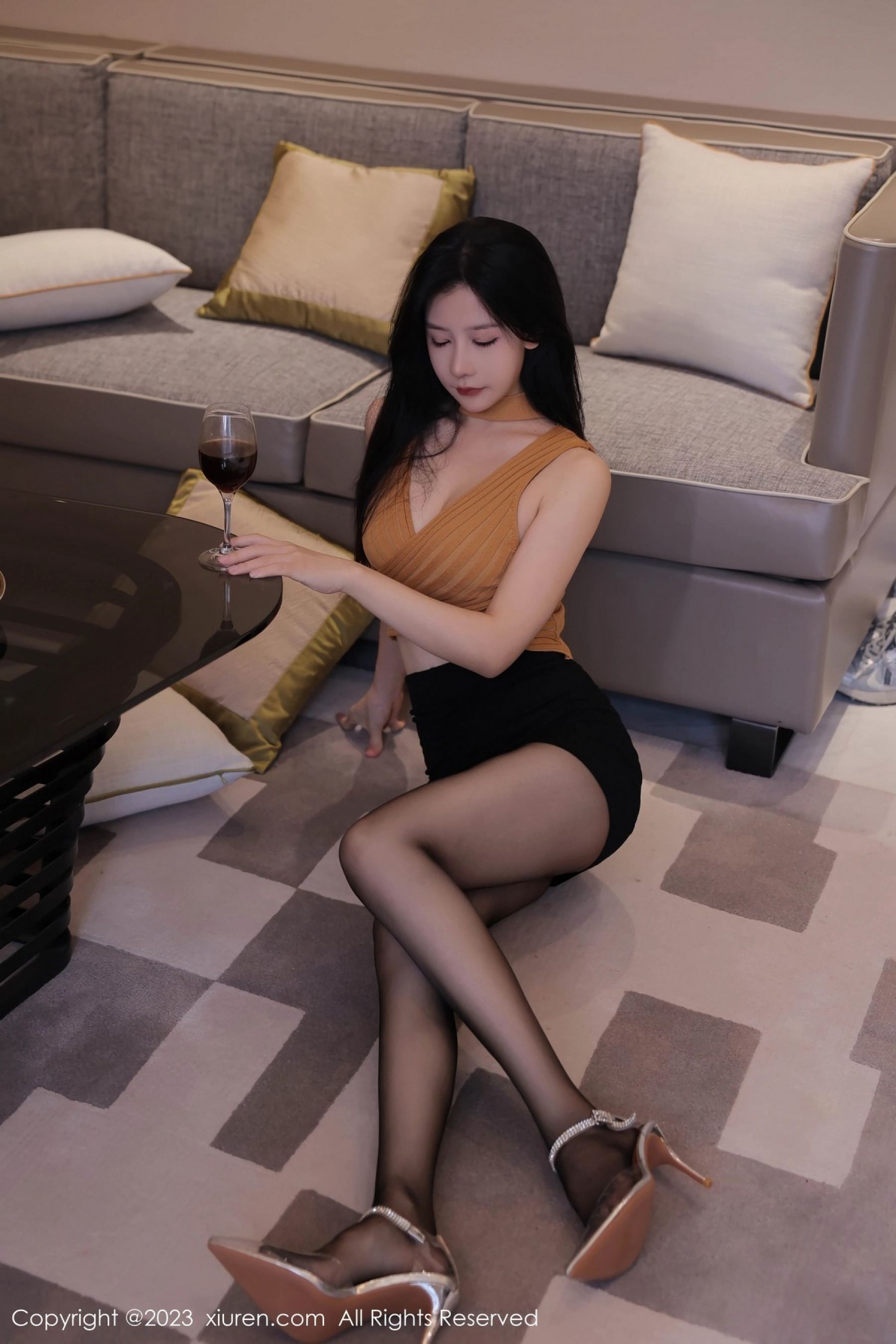 Vol. 06920 尹甜甜(83P) 2/83