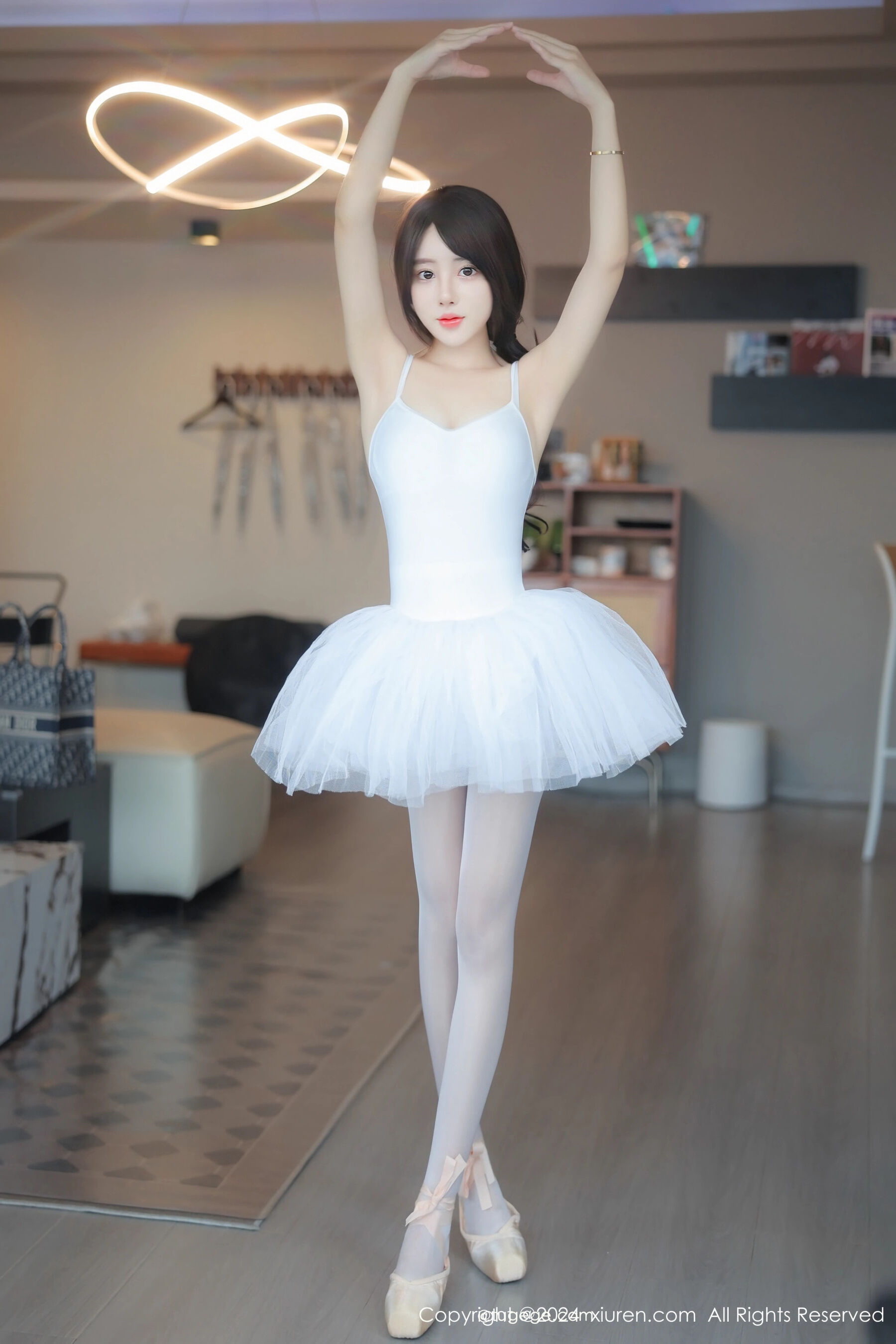Vol. 08564 桃妖夭(81P) 2/81