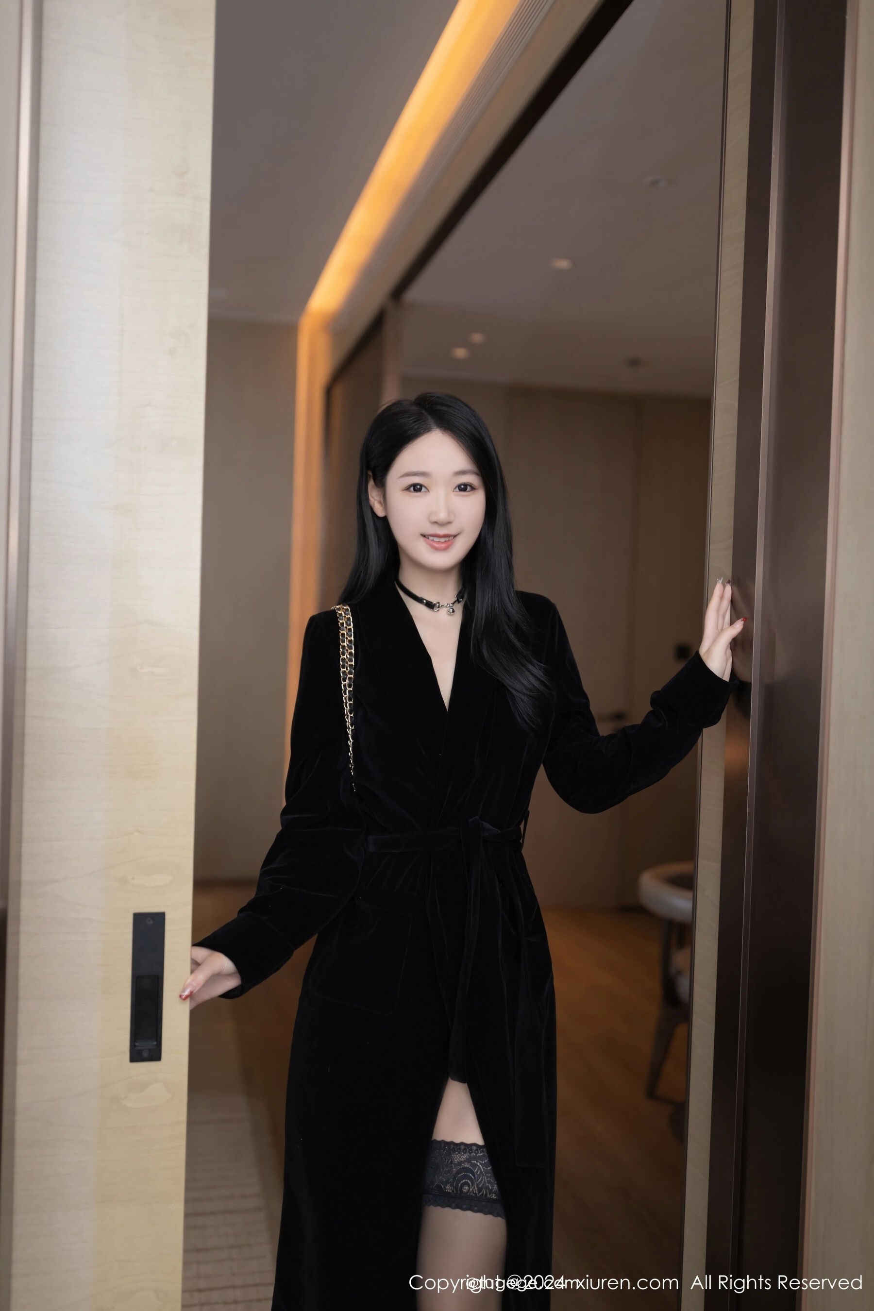 Vol. 08326 唐安琪(82P) 2/82