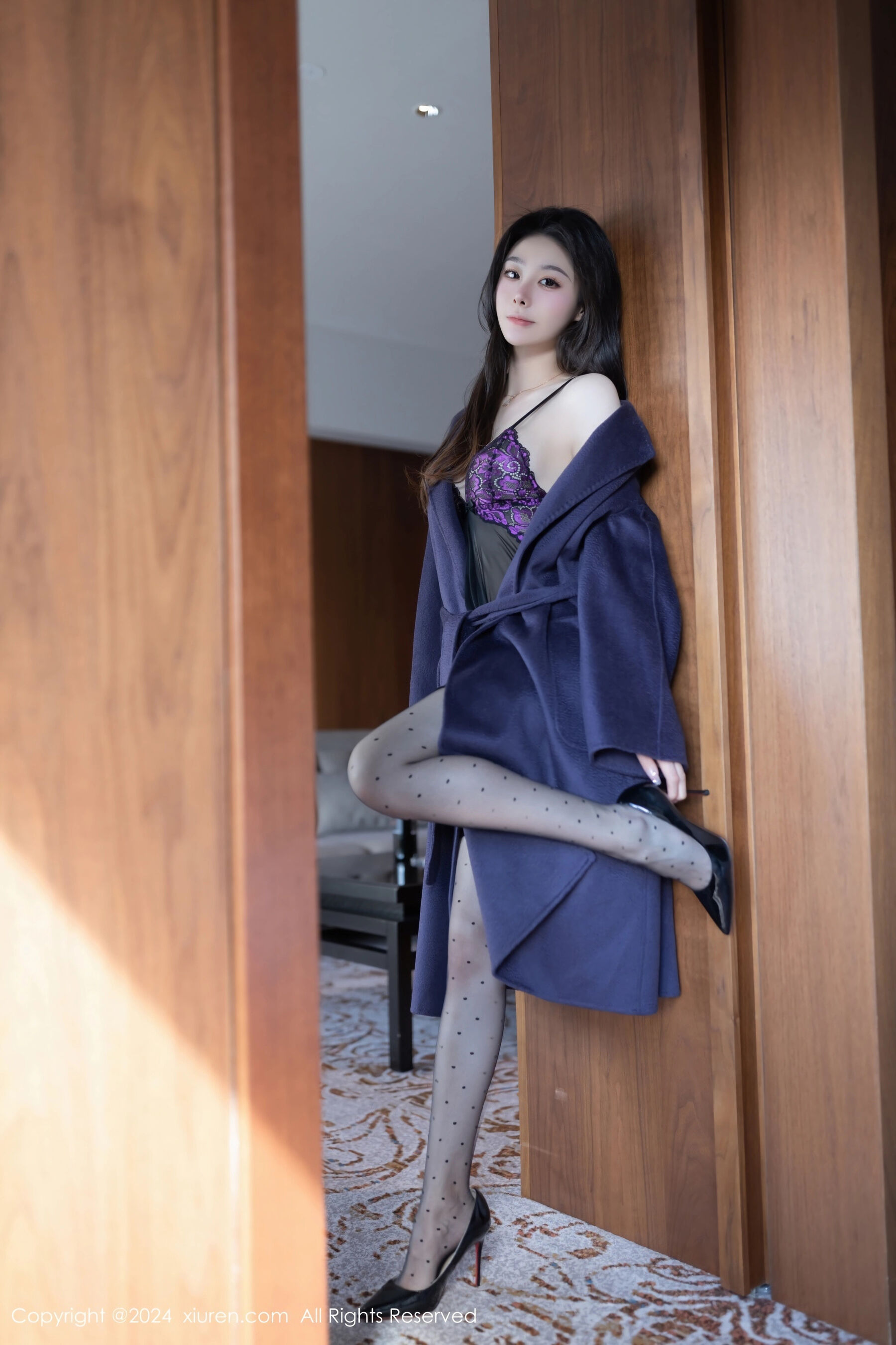 Vol. 08195 小逗逗(81P) 2/81