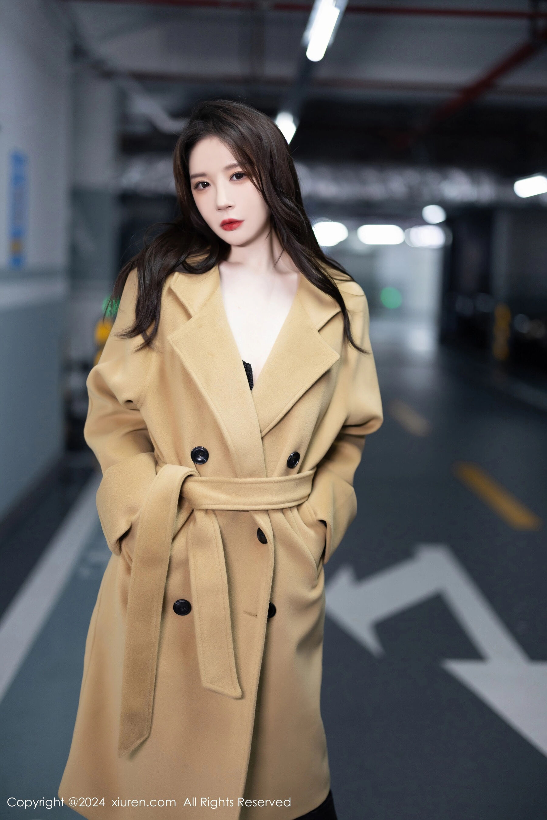 Vol. 08414 梦心玥(81P) 2/81