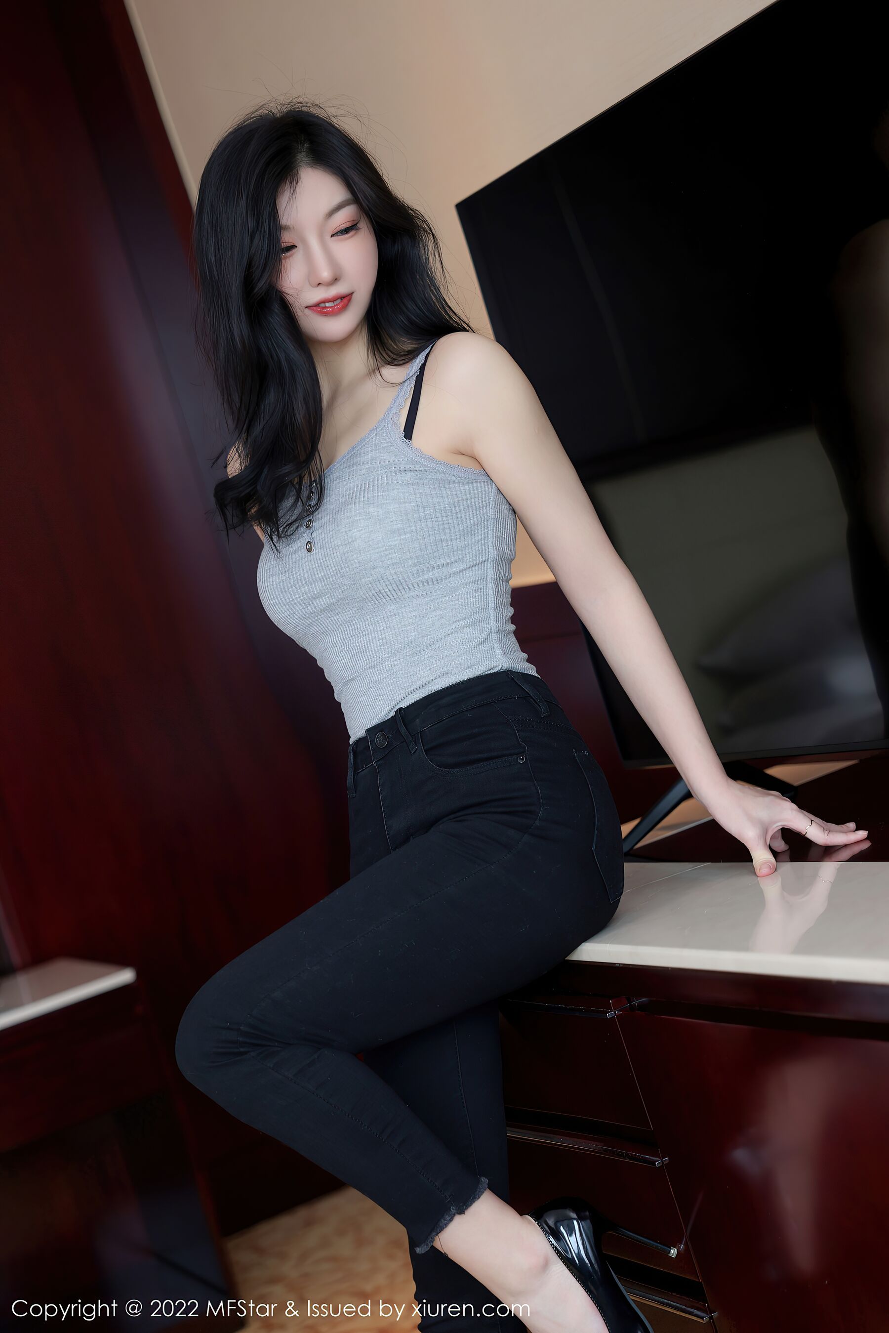 Vol. 0557 人间荒糖(72P) 2/72