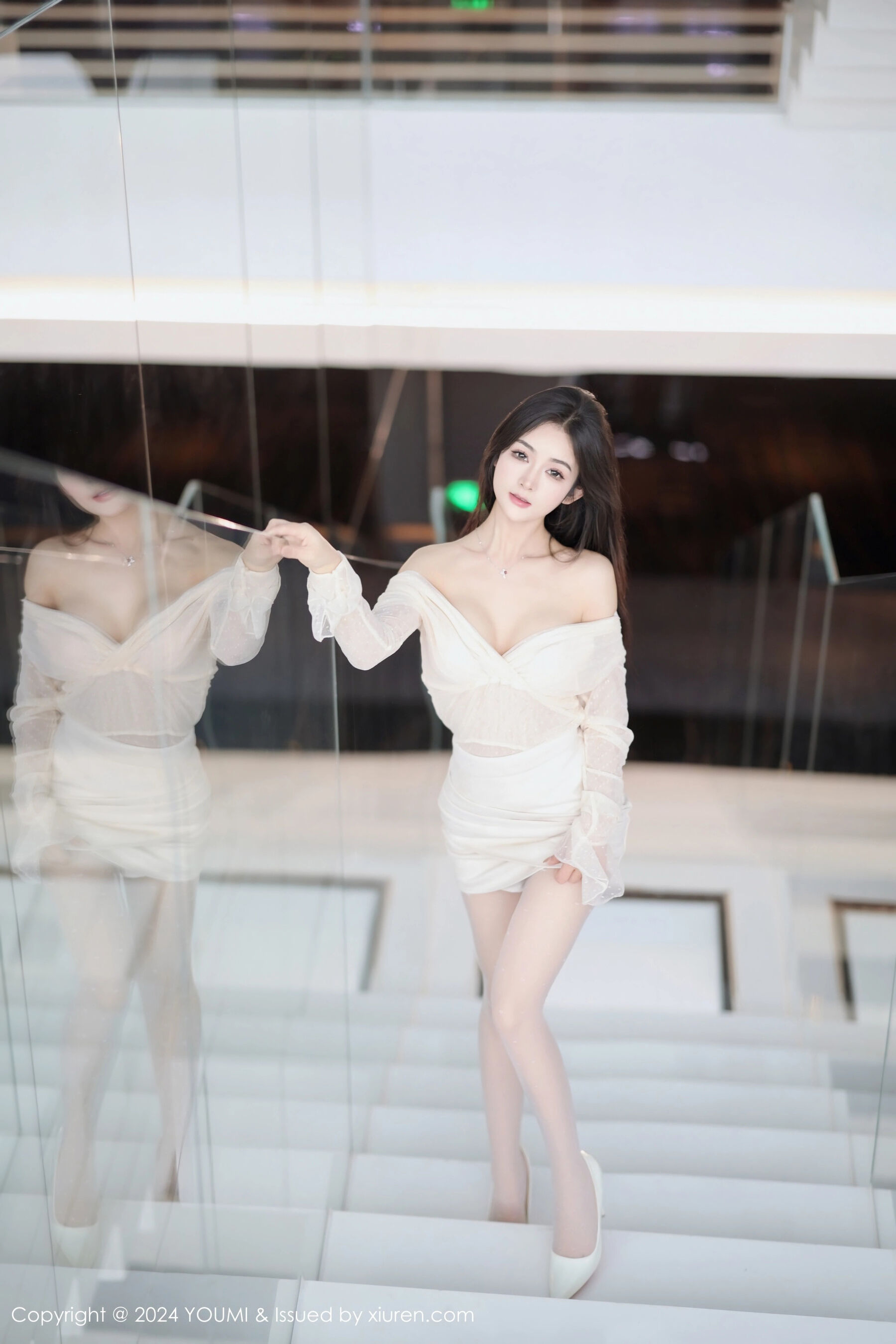 Vol. 1072 谭小灵(97P) 6/97
