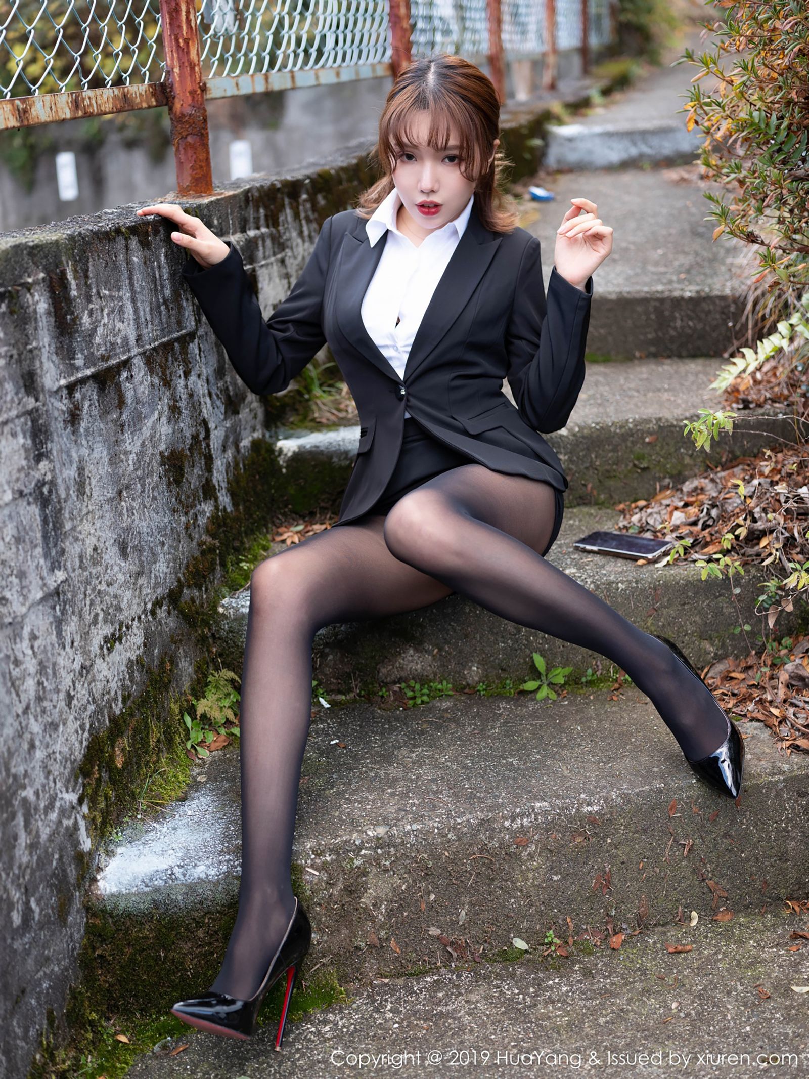 Vol. 0113 黄楽然(45P) 2/45