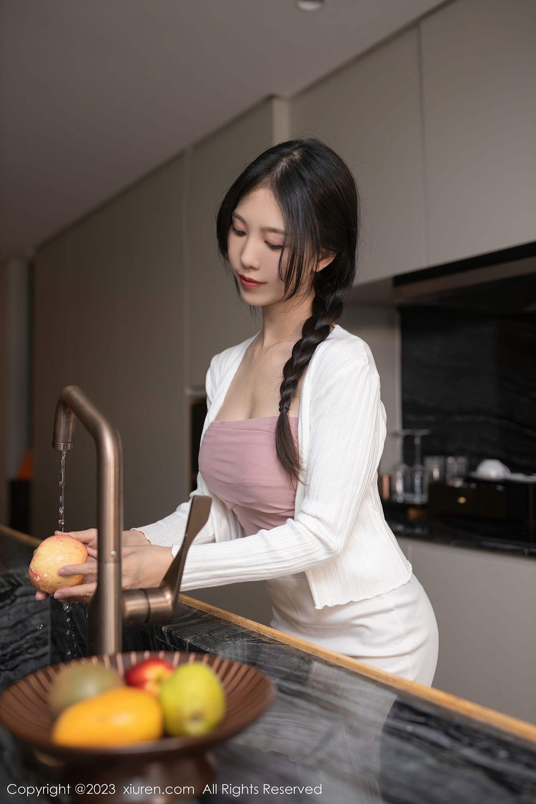 Vol. 06643 利世(70P) 3/70