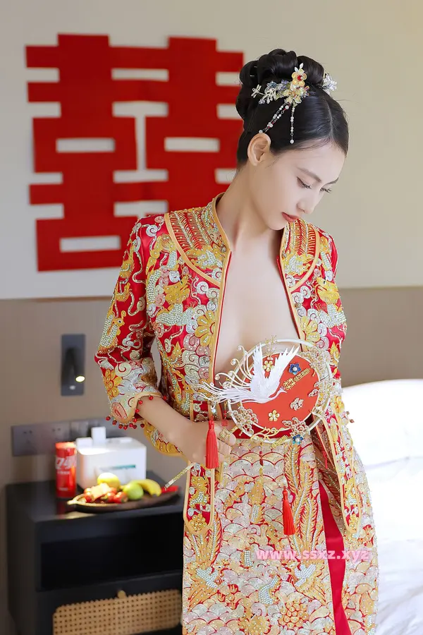 Vol. 8534 lingyu69《私购流出》(89P)