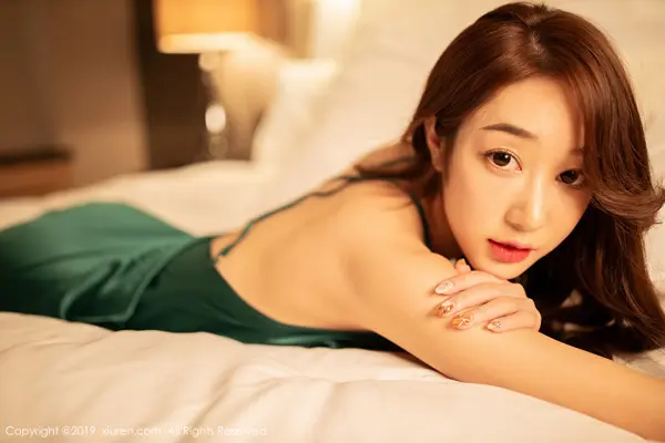 Vol. 01756 小九月(66P)