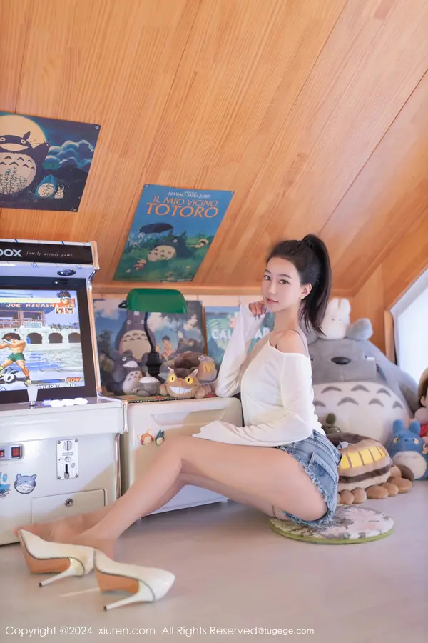 Vol. 08345 熊小诺(83P)