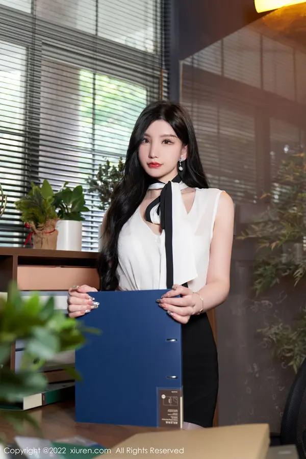 Vol. 05257 周于希Sally(77P)