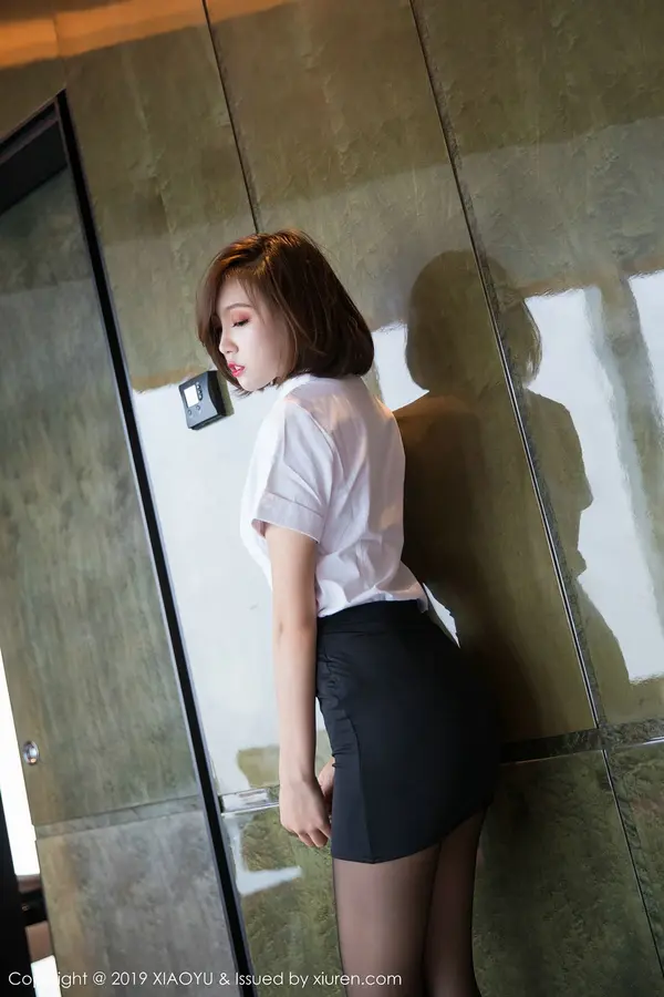 Vol. 0009 冯木木LRIS(66P)