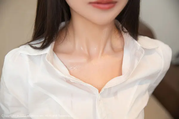 Vol. 05464 熊小诺(83P)