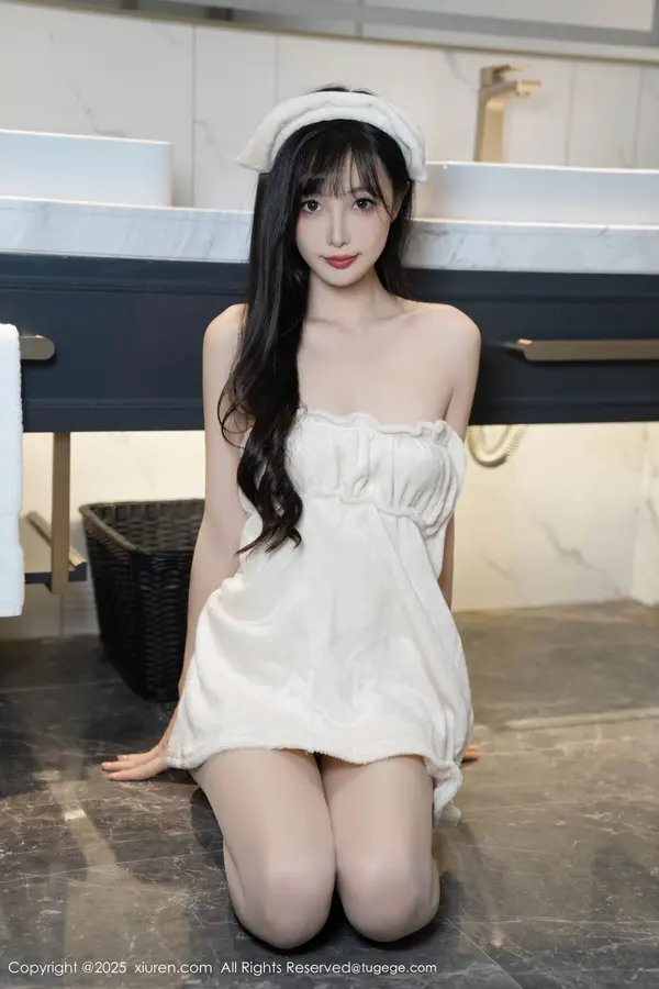 Vol. 10005 樱桃小阑子(88P)