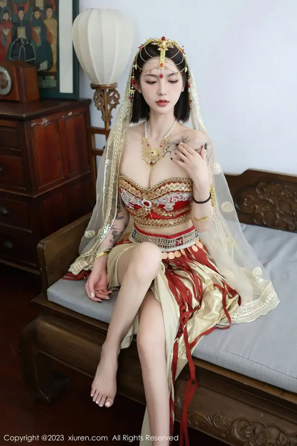 Vol. 06240 乔一一(77P)