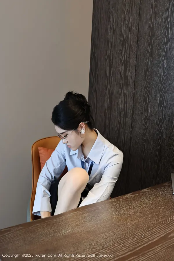 Vol. 10674 糯梨子(61P)