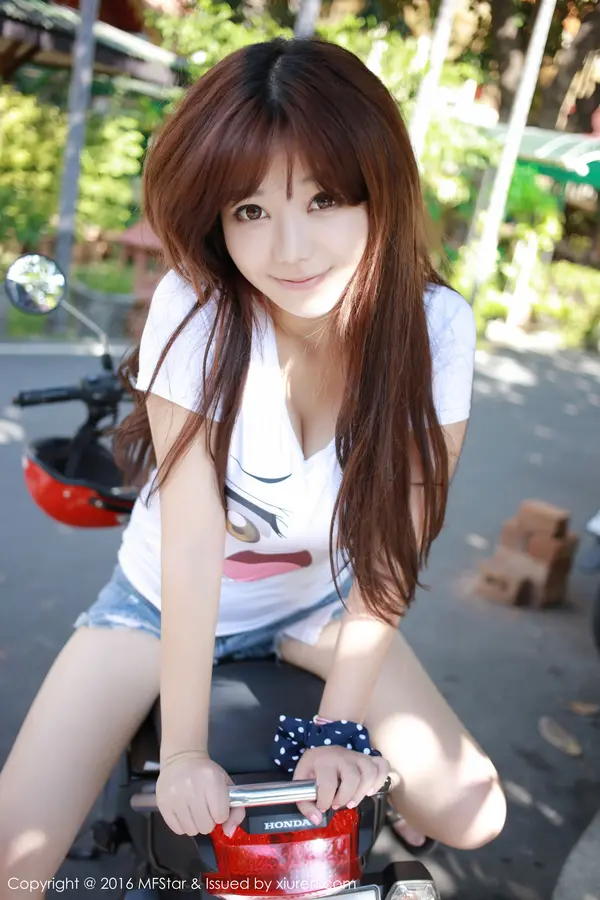 Vol. 0054 刘飞儿Faye(51P)