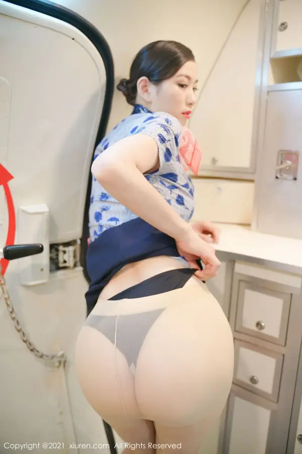 Vol. 03947 李雅柔182CM(55P)