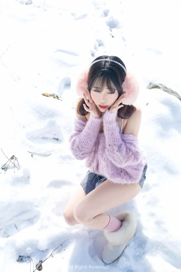 Vol. 00720 兜豆靓Youlina(52P)
