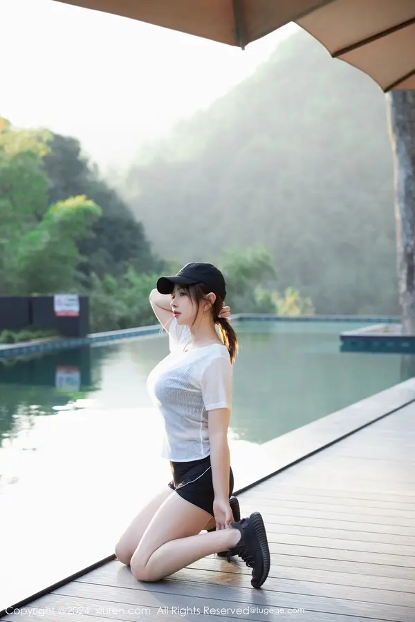Vol. 09549 养乐多Doll(52P)