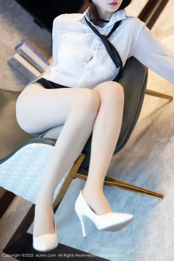 Vol. 11077 凌七七(80P)