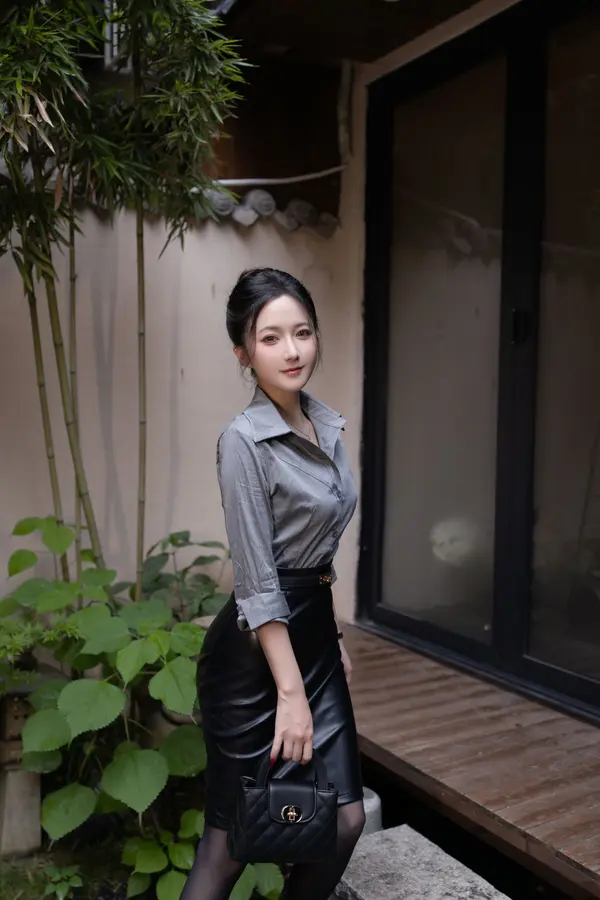 Vol. 10635 鱼子酱Fish《私购流出》(120P) 1/120