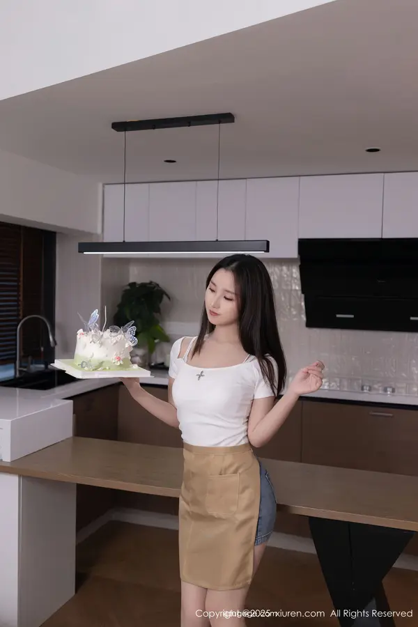 Vol. 10925 杏子Yada(77P)