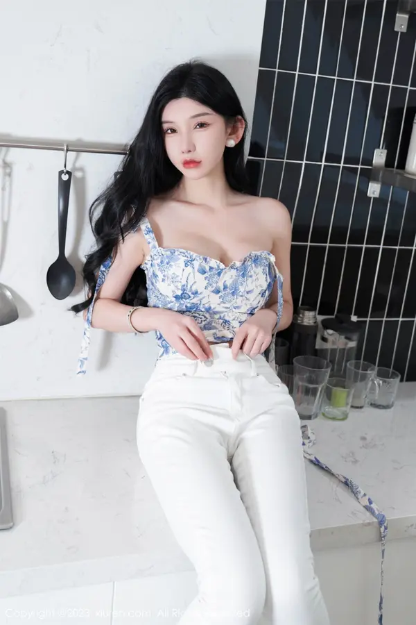 Vol. 07225 周于希Sally(103P)