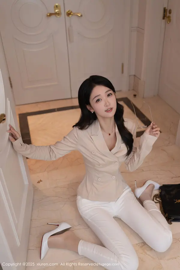 Vol. 11053 唐安琪(85P)