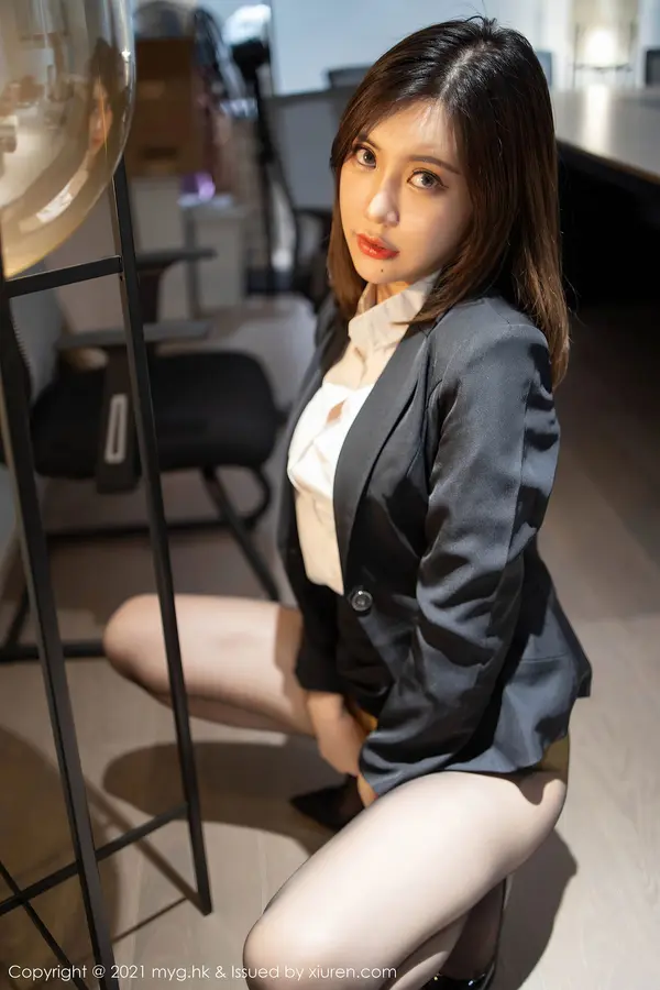 Vol. 0499 Carina绮里嘉(81P)