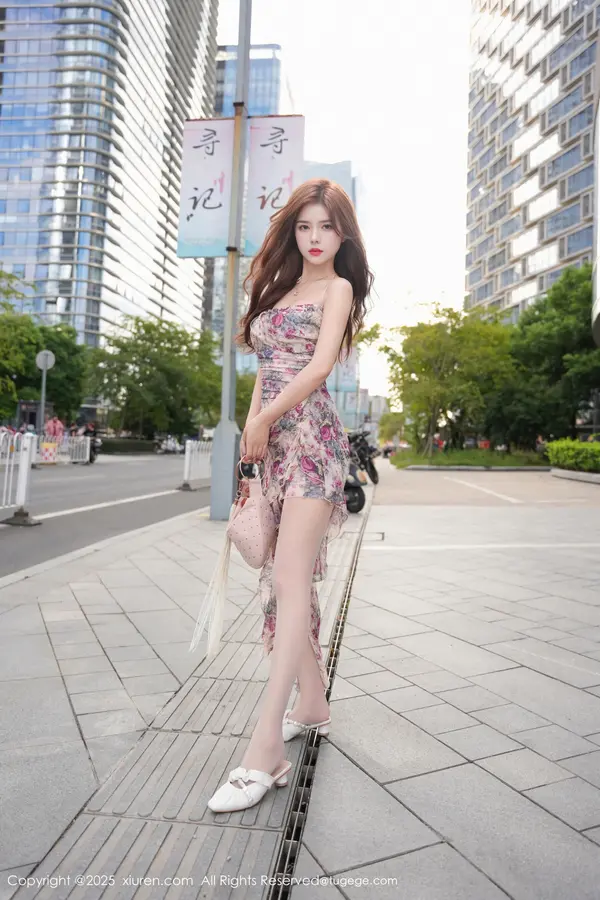 Vol. 10128 拍黄瓜girl(83P)