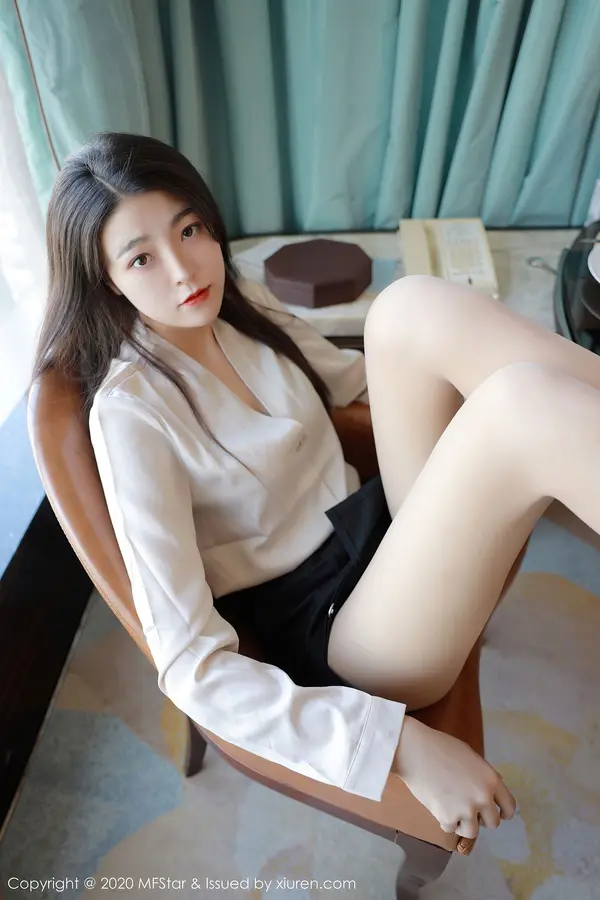 Vol. 0418 Laura苏雨彤(42P)