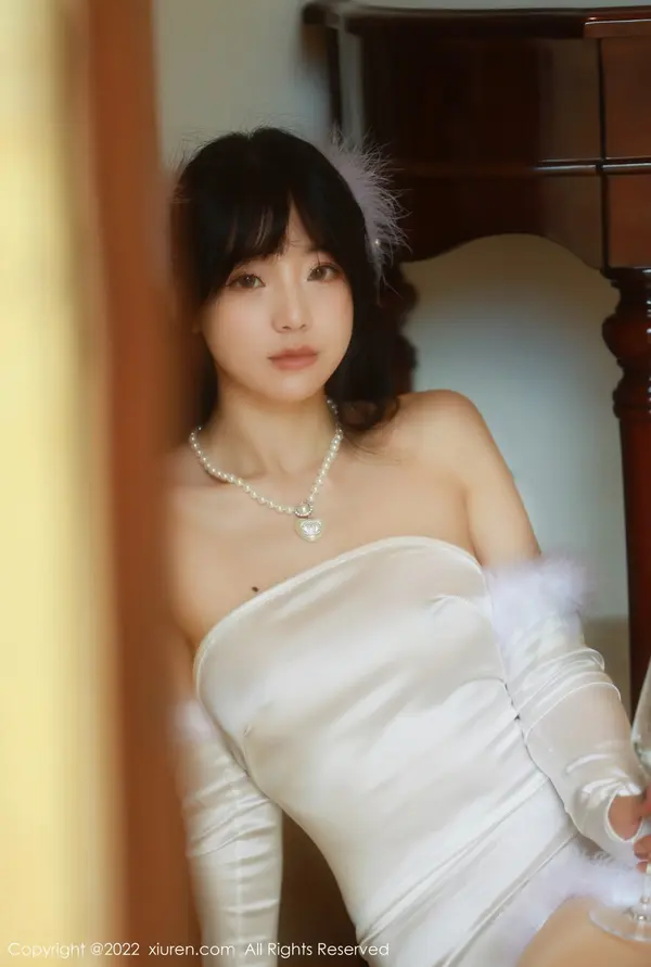 Vol. 04645 佘贝拉bella(75P)