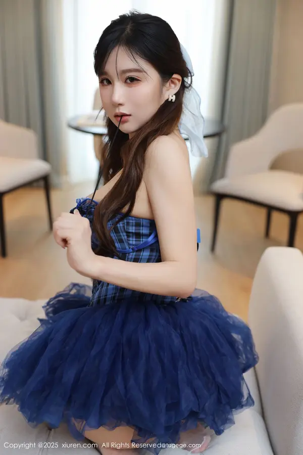 Vol. 10990 小肉肉咪(69P)
