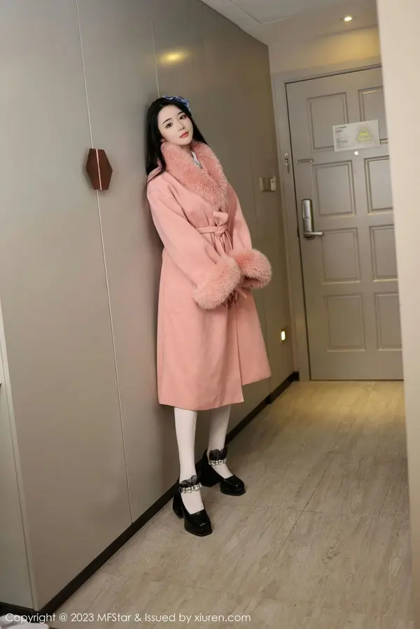 Vol. 0591 汐汐爱吃草莓(82P)