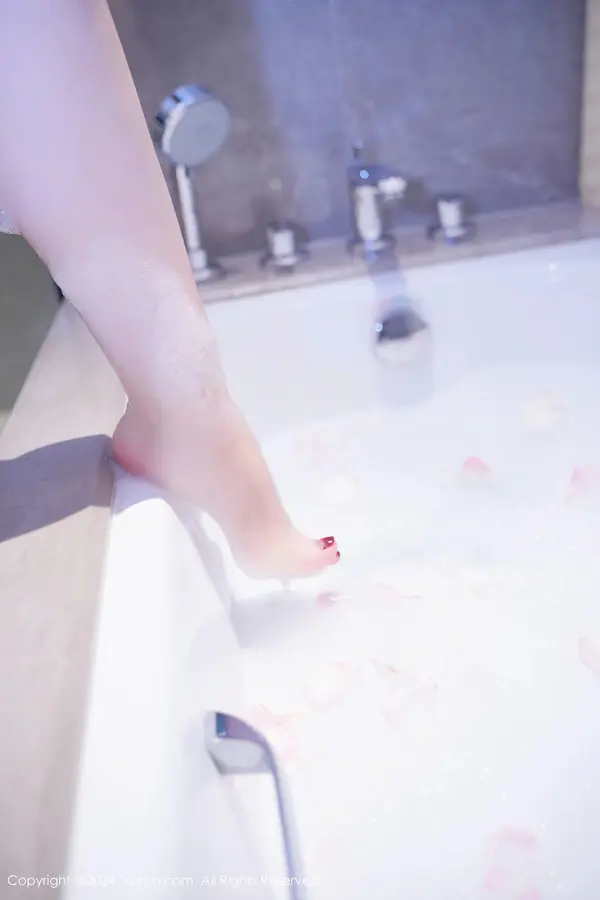 Vol. 08416 美七Mia(76P)