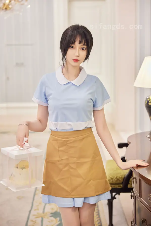 玥儿玥er《私购流出》(82P + 4V)
